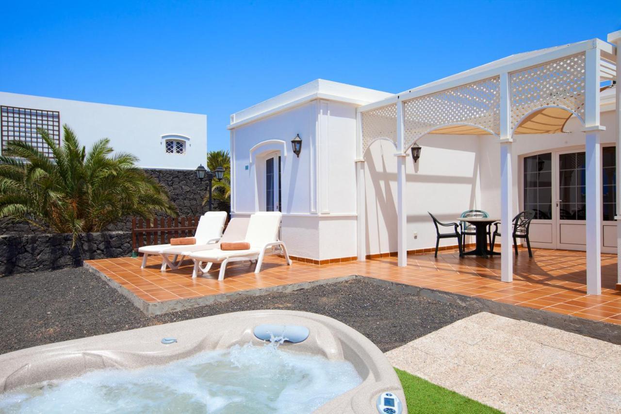 פלאיה בלנקה Apartamentos Livvo Coloradamar מראה חיצוני תמונה