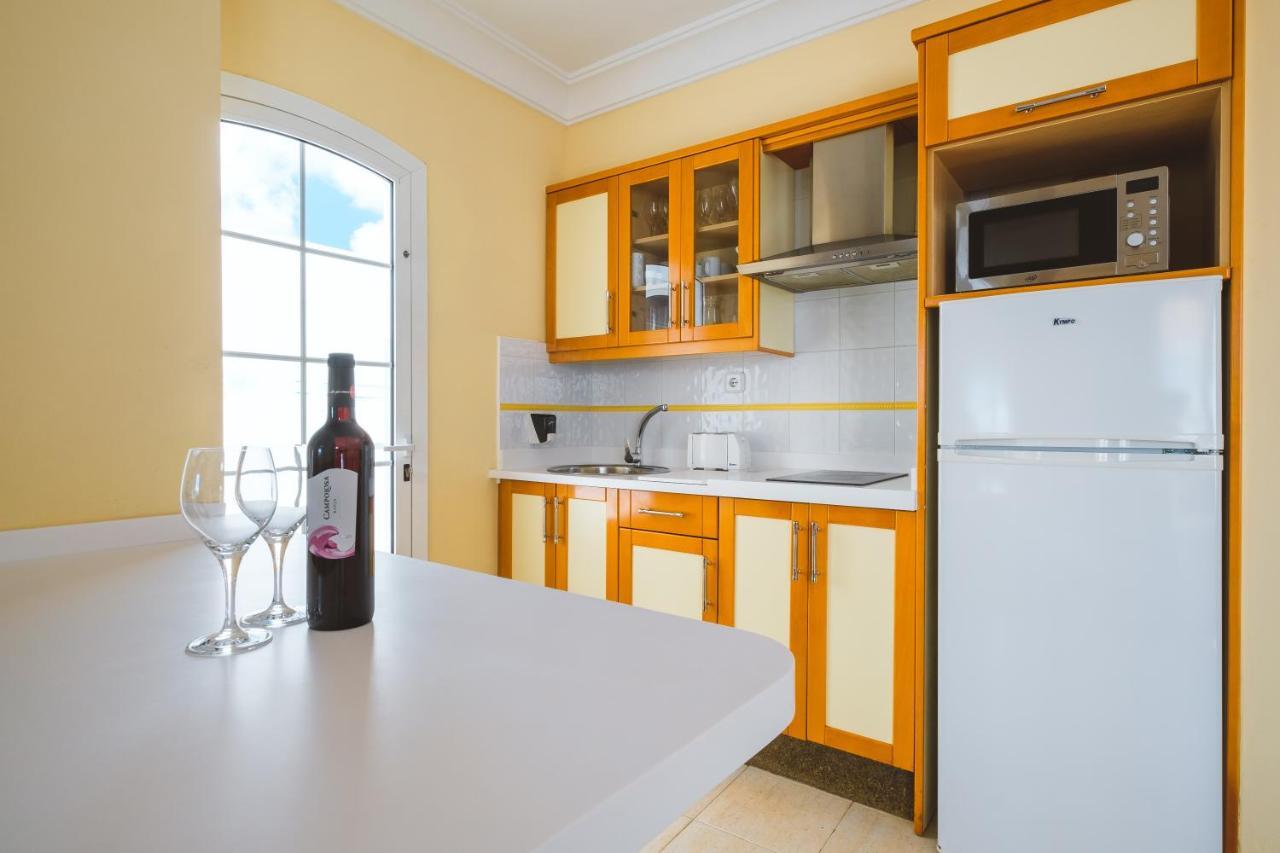 פלאיה בלנקה Apartamentos Livvo Coloradamar מראה חיצוני תמונה