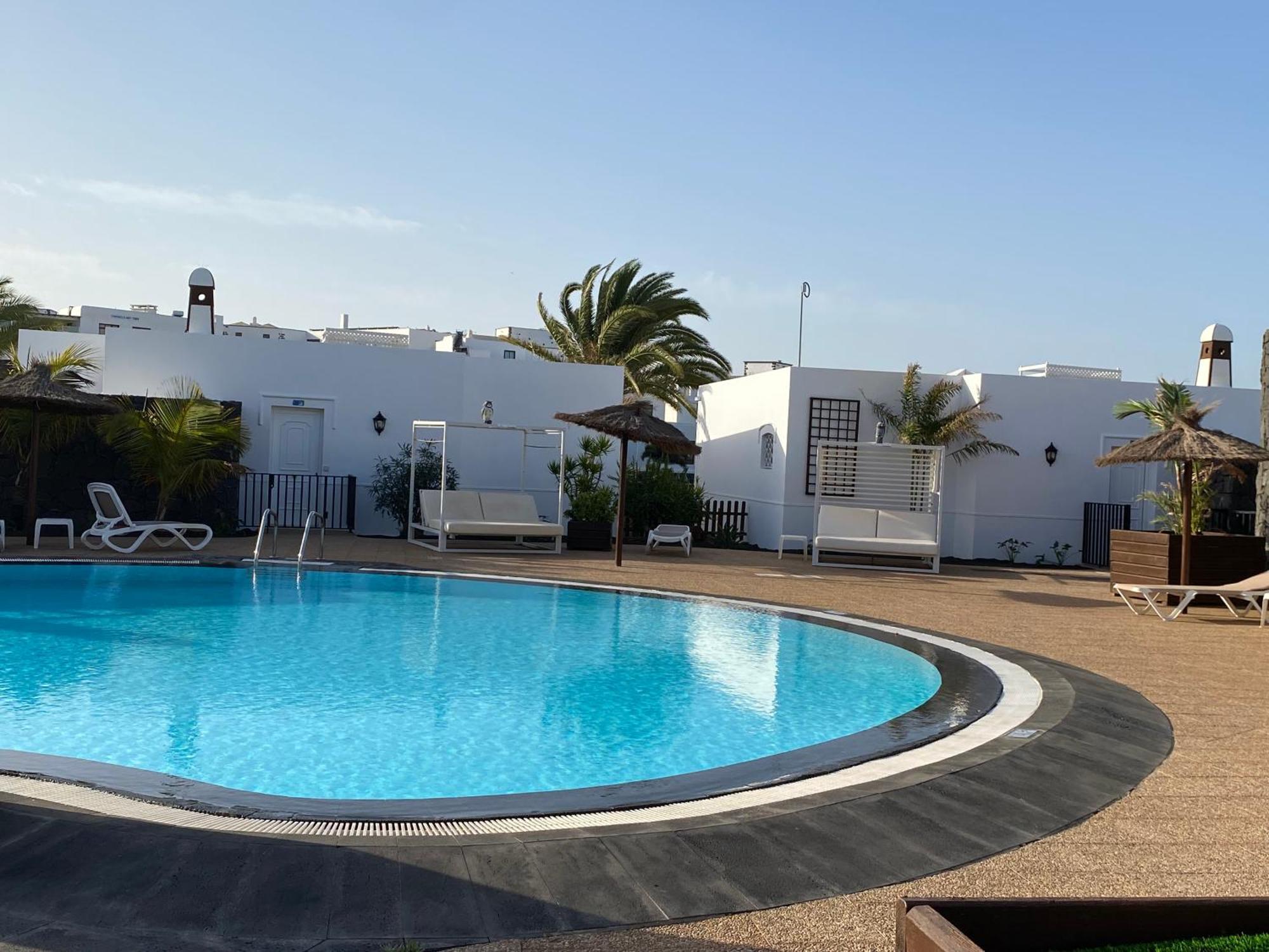 פלאיה בלנקה Apartamentos Livvo Coloradamar מראה חיצוני תמונה