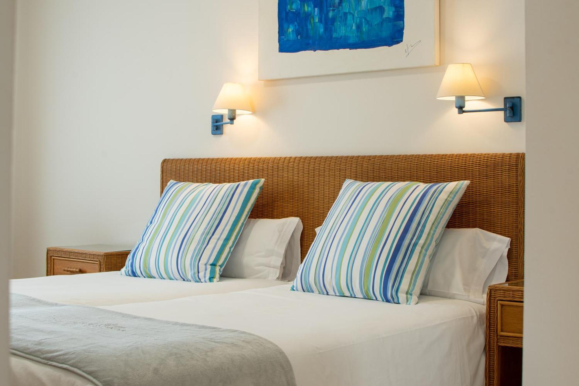פלאיה בלנקה Apartamentos Livvo Coloradamar מראה חיצוני תמונה